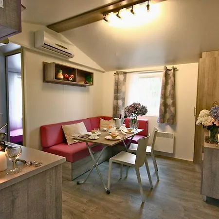 Sas Robrecht Kemp Saint Tropez